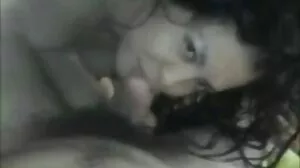 Малката Lexi Lore българско домашно порно иска супер голям петел на чудовището си