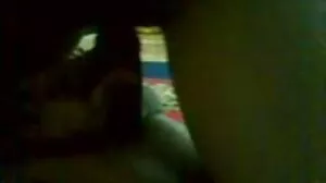 Никол обезцветява сините яйца на domashni porno klipove брат си